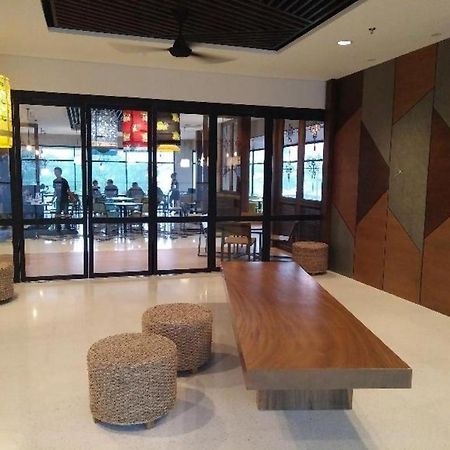 La Lucia Boutique Hotel By Prasanthi Tanjung Pandan Buitenkant foto